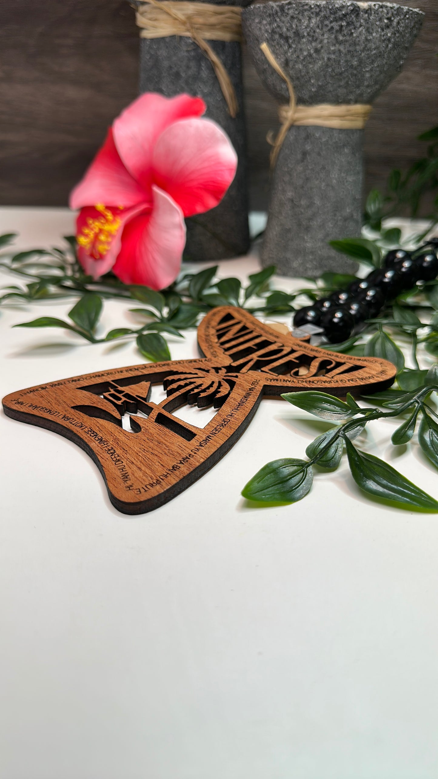 Inifresi Guam Ornament